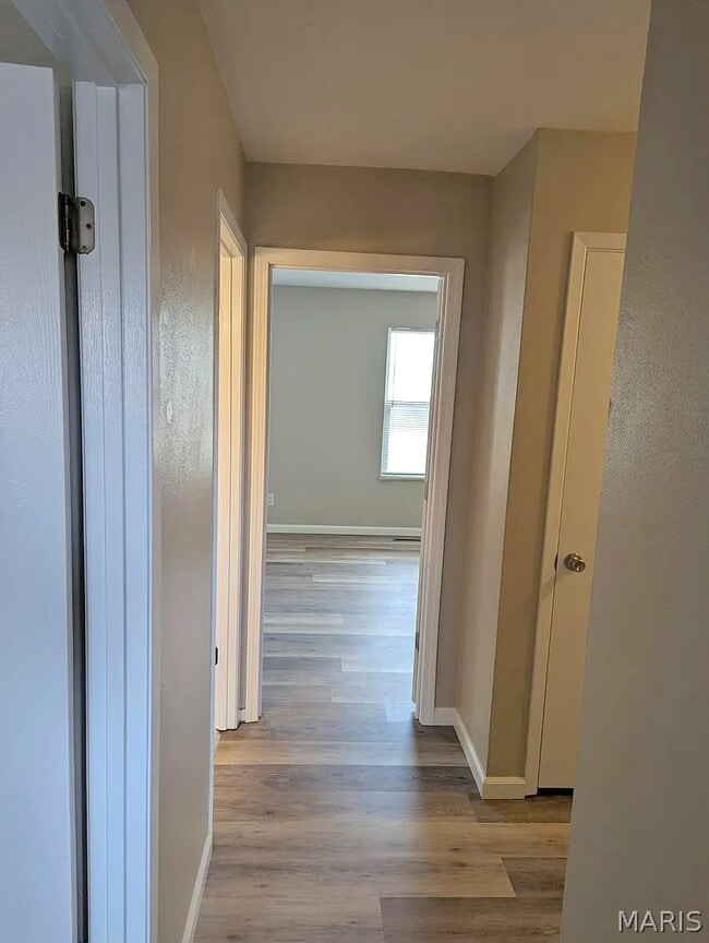 Building Photo - 709 Ganim Dr