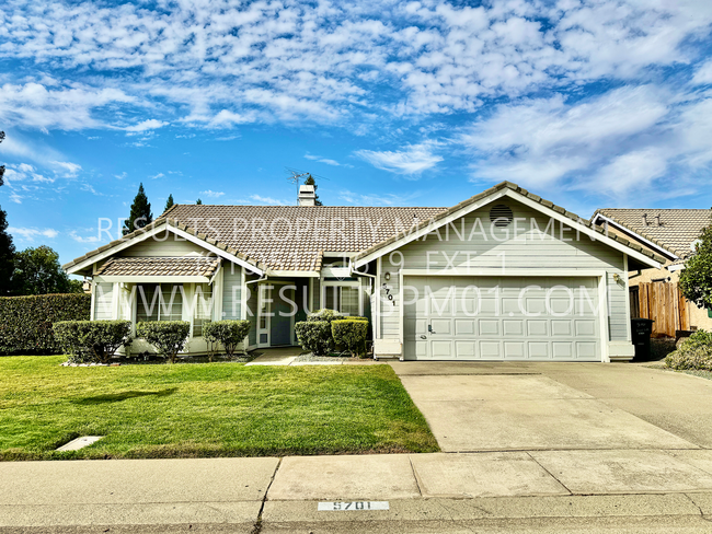 Primary Photo - 3 Bedroom 2 Bath Home in Rocklin - Availab...