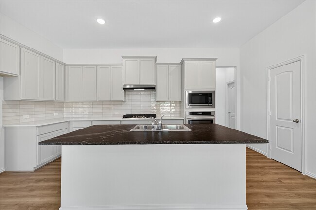 Building Photo - 6214 Severson Lake Ct