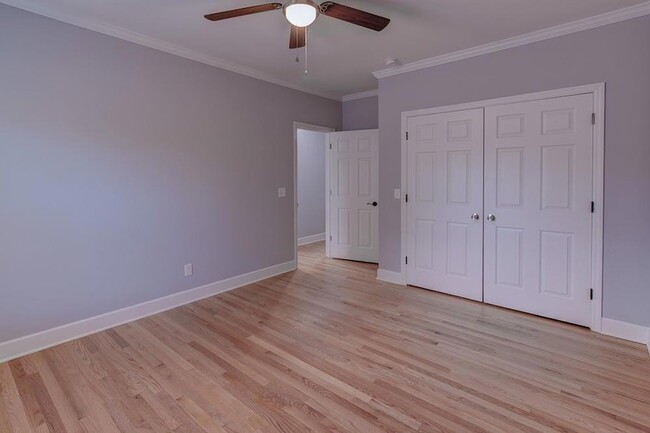 Building Photo - 1002 Boylston St