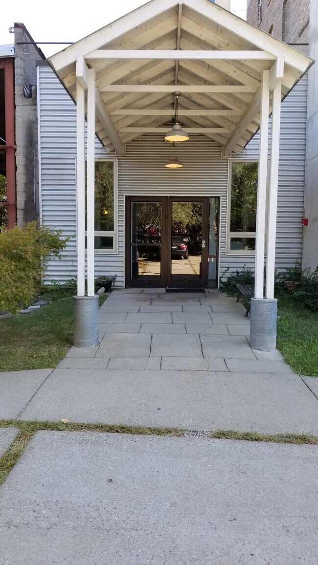 Building Photo - Harrison Terminal Lofts