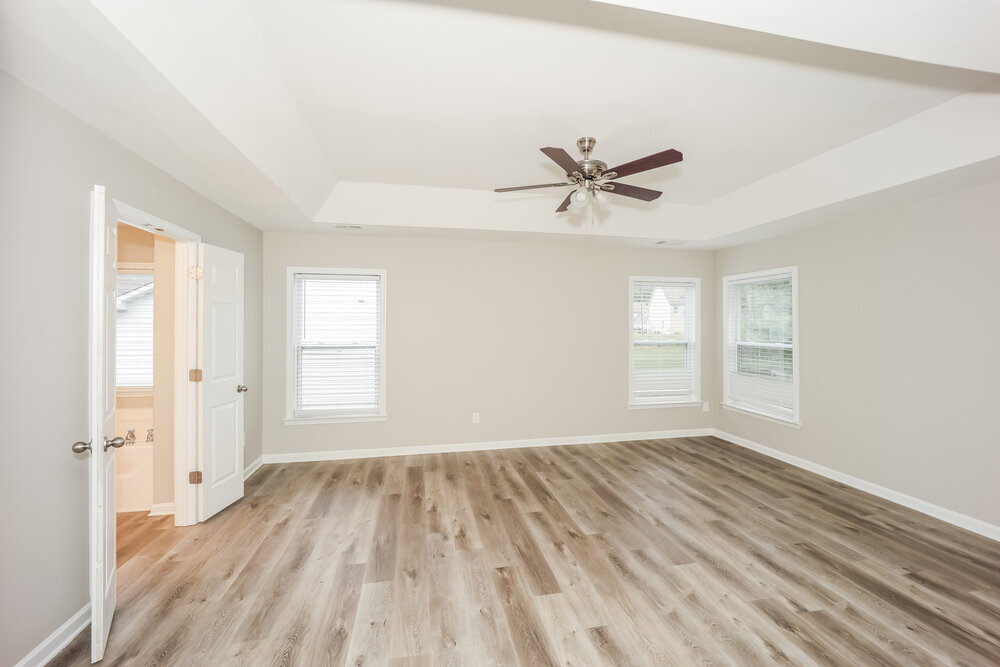 Building Photo - 8949 Crest View Cir