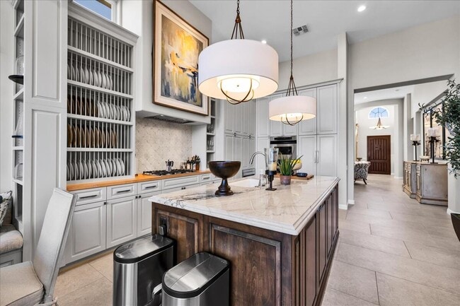 Building Photo - 48385 Vista Calico