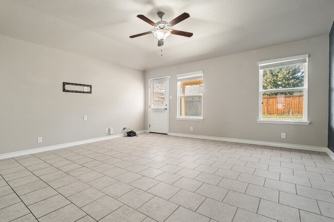 Building Photo - 8727 Fischer Falls