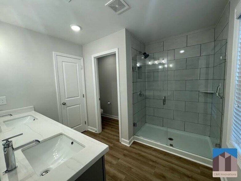 Building Photo - 3614 Silvery Way