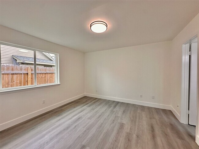 Building Photo - 13754 Shirebrook Dr