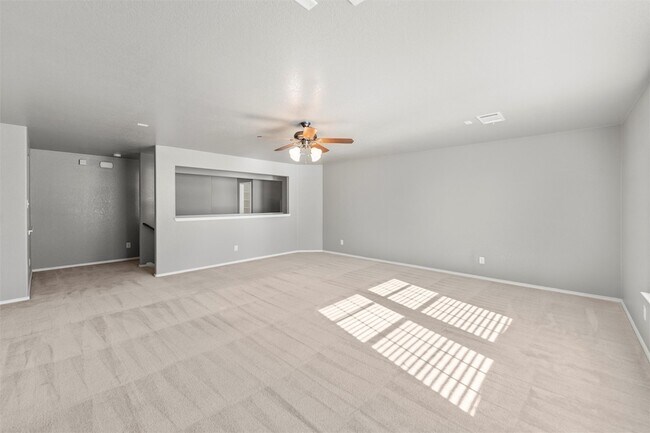 Building Photo - 500 Braewick Dr