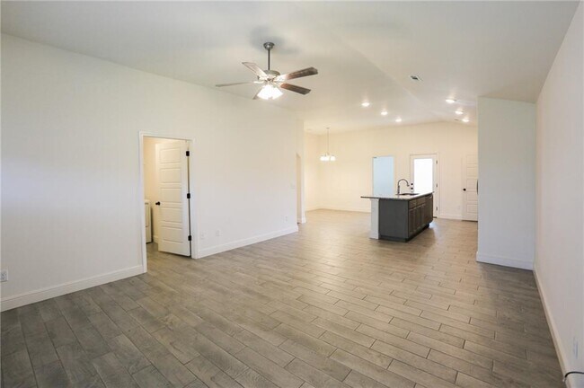 Building Photo - 501 NW 59th Ave