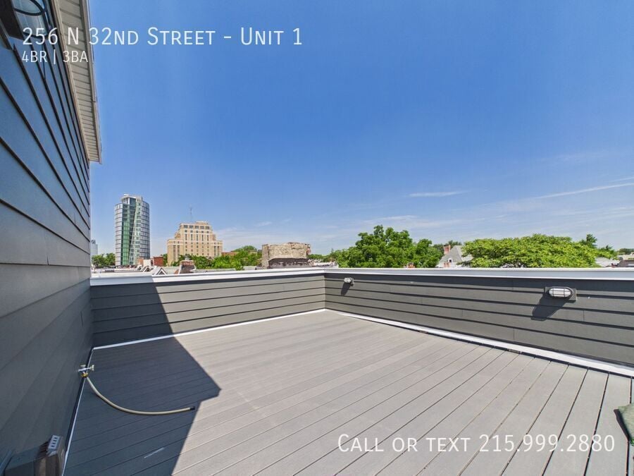 Building Photo - 256 N 32nd St
