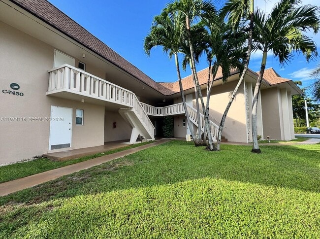 Building Photo - 7450 Miami Lakes Dr