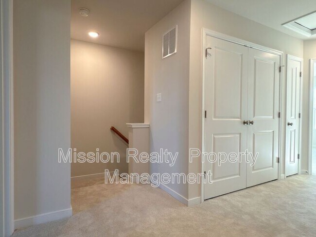 Building Photo - 14639 Hancock Towns Dr