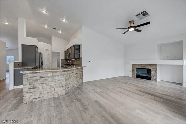 Building Photo - 7213 Elite Ct