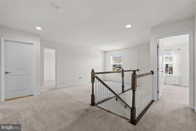Building Photo - 109 Emperor Dr