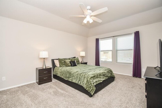 Building Photo - 21602 Victoria Harbor Dr