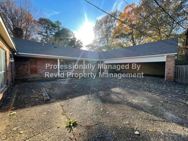 Building Photo - 99 Perkins Extd