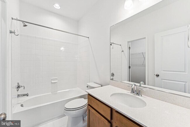 Building Photo - 58 Boxelder Dr