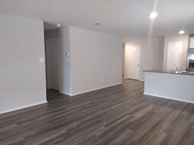 Building Photo - Charming 3 bedroom in Republic Creek!