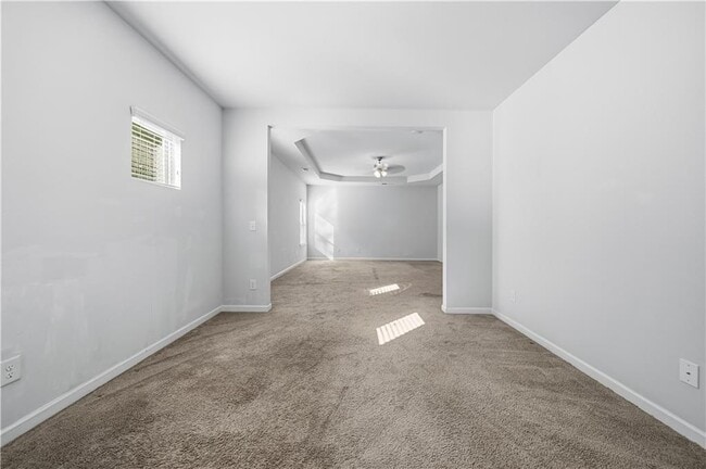 Building Photo - 425 Lance View Ln