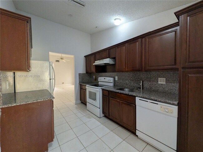 Building Photo - 7502 NW 33rd St