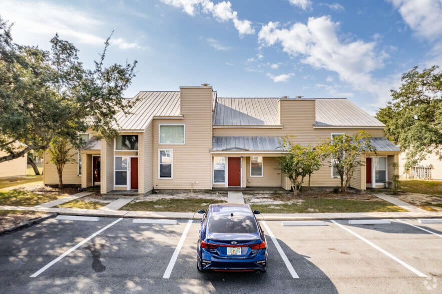 2275 SW 53rd Ave Ocala, FL 34474-4305 - Timberland Apartments
