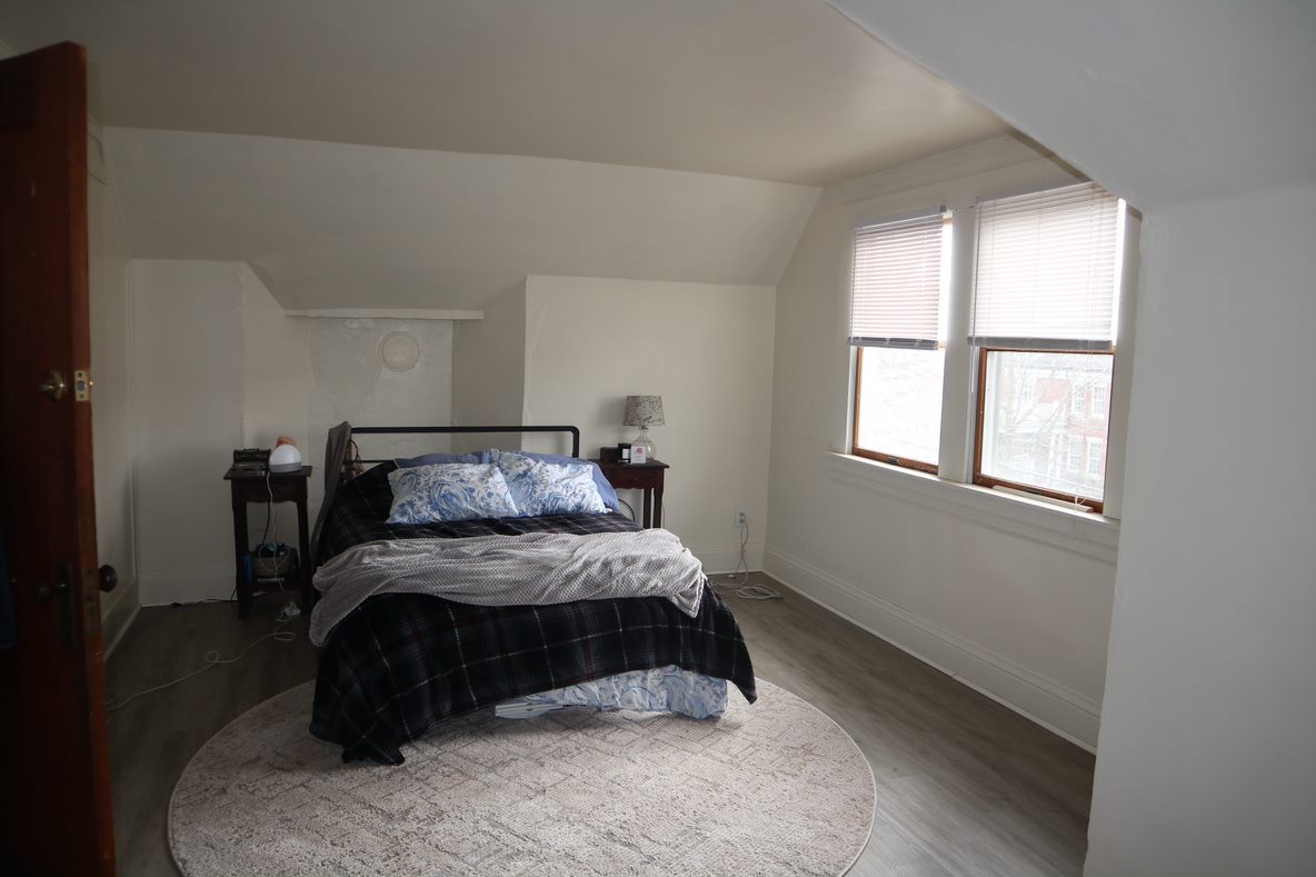 Building Photo - 602 2nd St