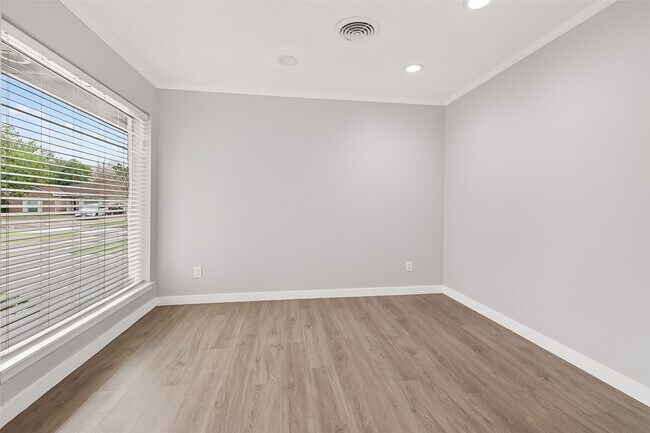 Building Photo - 9670 Judalon Ln