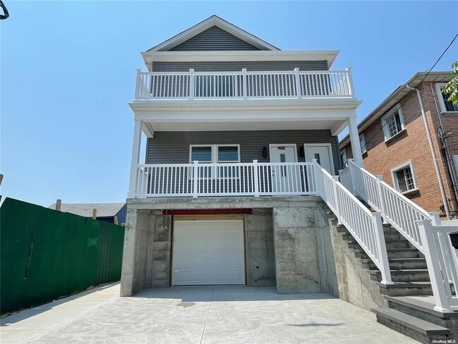 Building Photo - 3-11 Beach 87th St