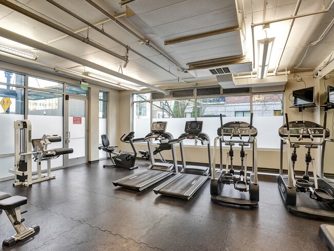 Building Photo - 1125 NW 9th Ave