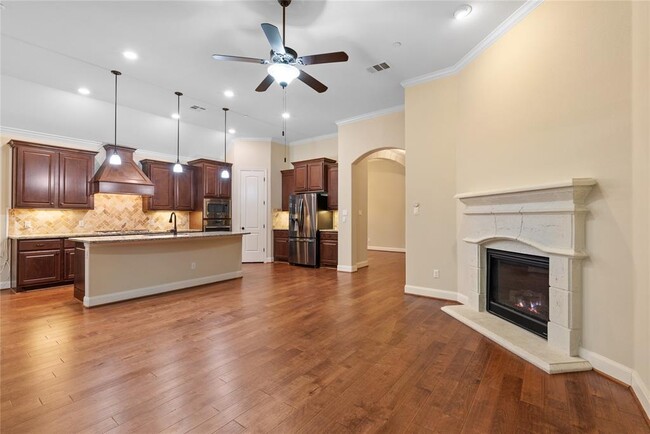 Building Photo - 208 Maxwell Way