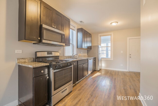 Building Photo - 3756 W George-2R