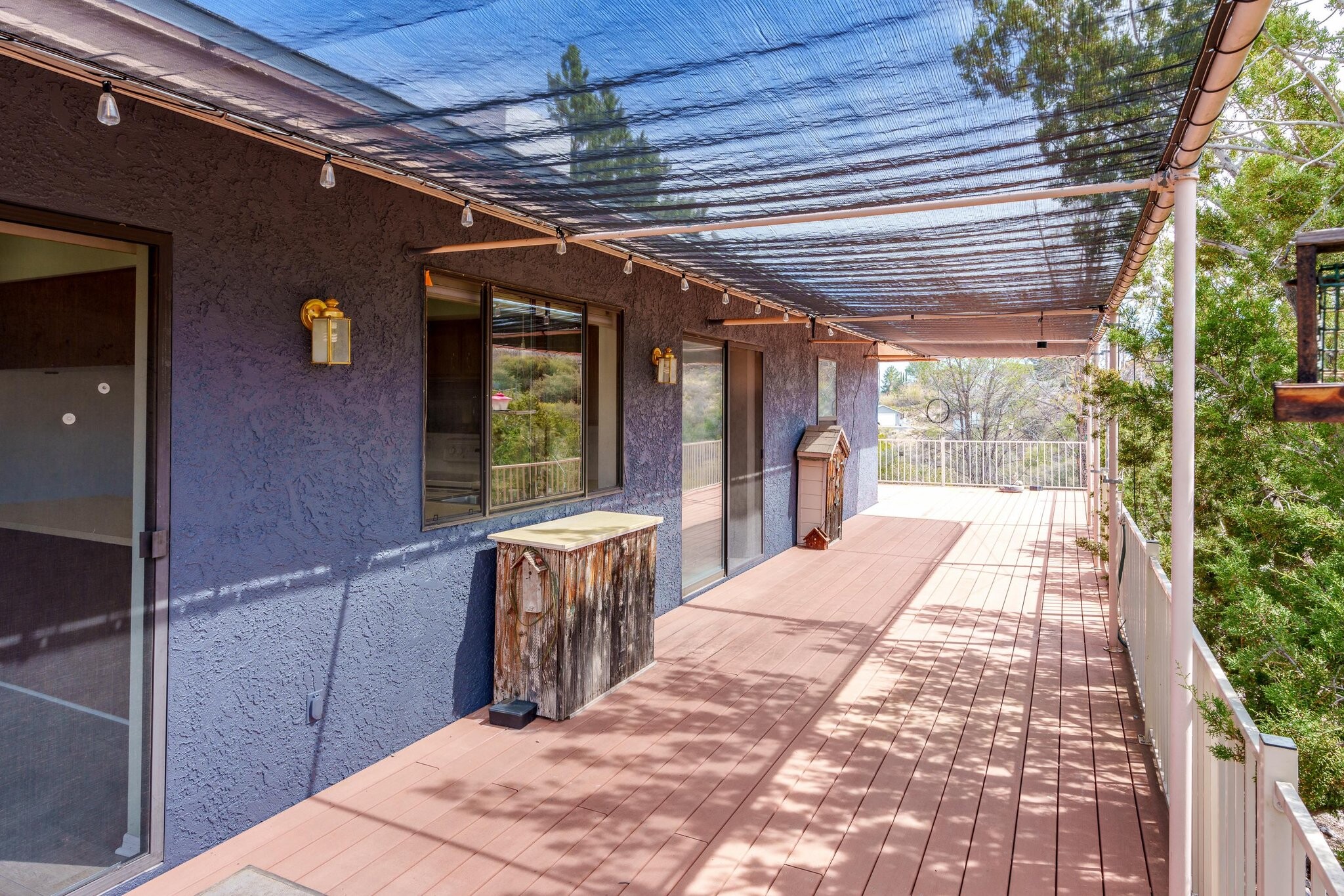 Building Photo - 1905 Deserama Cir