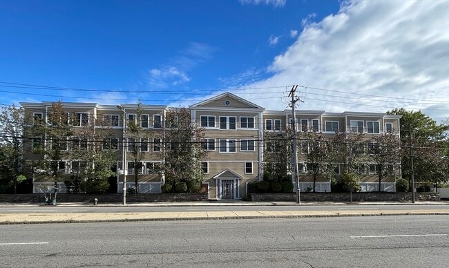 Primary Photo - 5170 Washington St