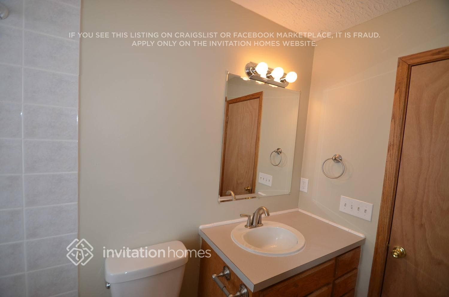 Building Photo - 320 Garfield Ave