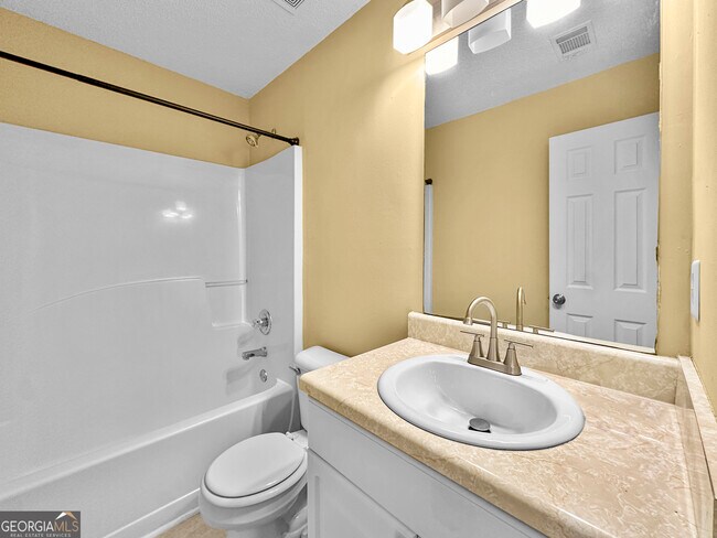 Building Photo - 10761 Tara Village Way
