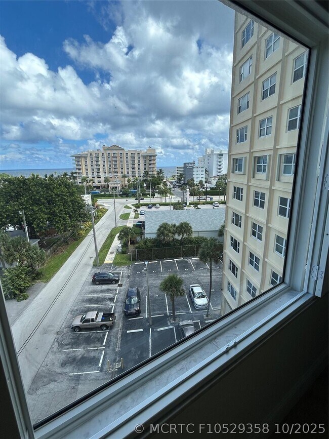 Building Photo - 1200 Hibiscus Ave