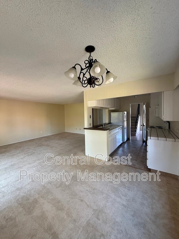 Building Photo - 1360 Josselyn Canyon Rd