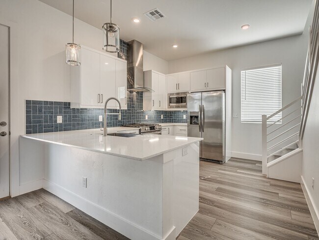 Building Photo - Beautiful New Construction Home in Oklahom...