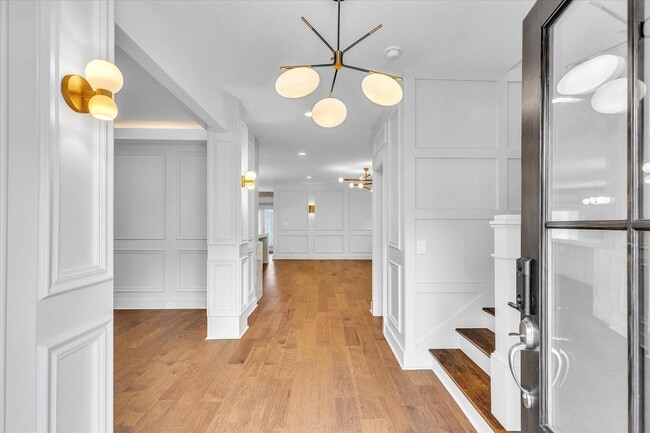 Building Photo - Charming Single Family Home in the Picturesque Bona Bella Subdivision