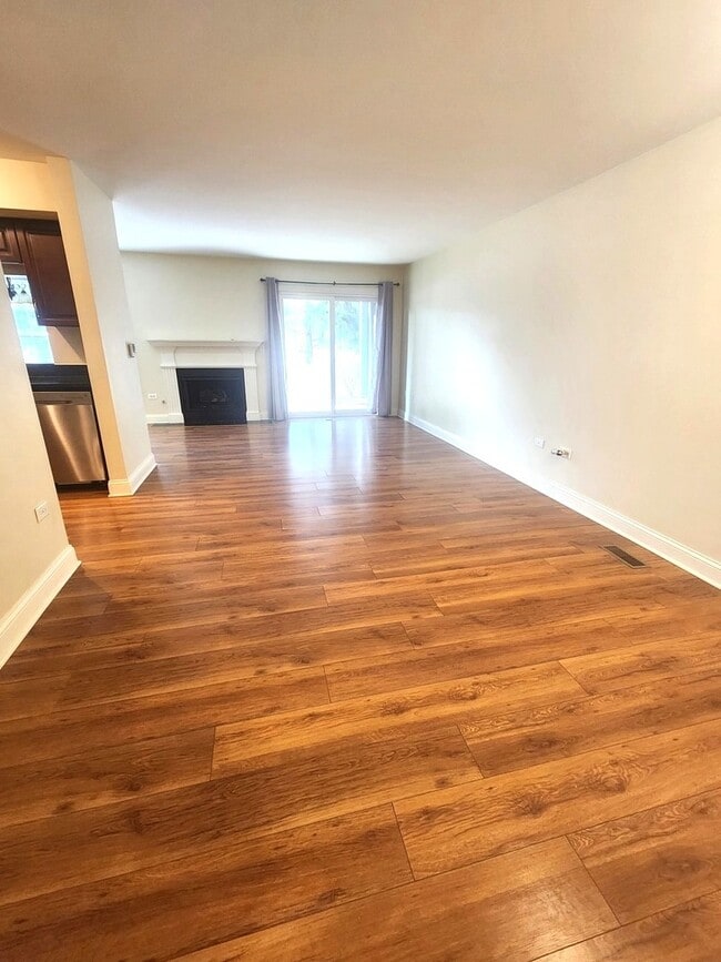 Building Photo - 43 Foxcroft Rd