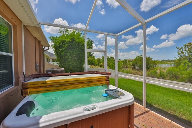 Building Photo - 1703 Bonita Bluff Ct