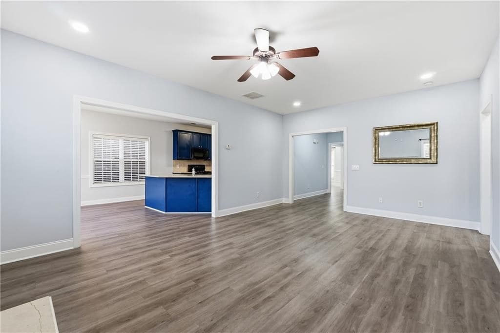 Building Photo - 903 Misty View Ct SW