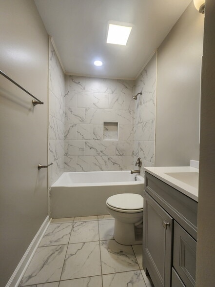 Building Photo - 36 Parker Dr