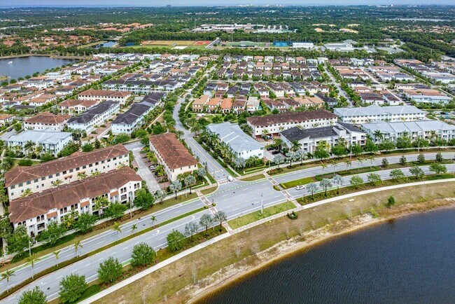 Building Photo - 7114 Edison Pl