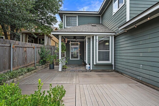 Building Photo - 2310 Sweet Clover Dr