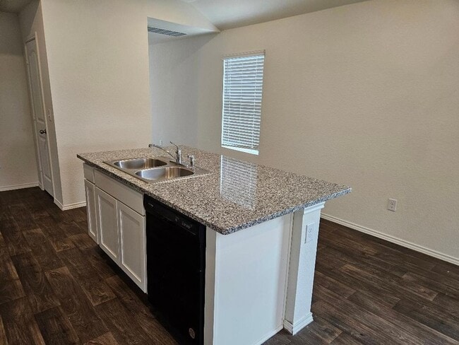 Building Photo - 19405 Bear Grass Dr