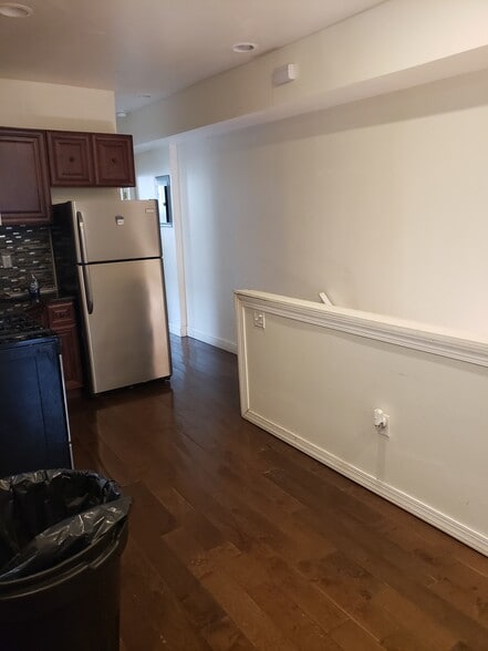 Primary Photo - 2620 N 18th St