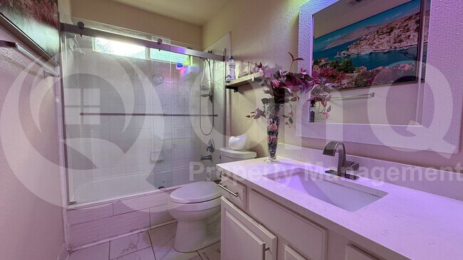Building Photo - 9584 Park Garden Dr