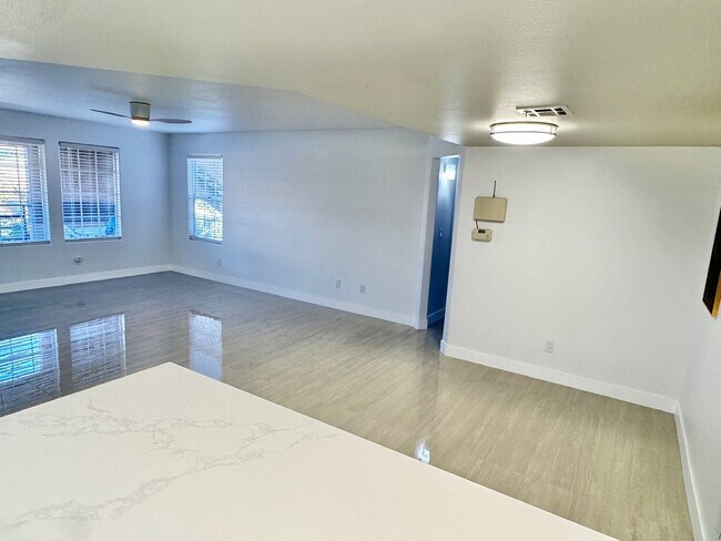 Building Photo - 3455 Erva St