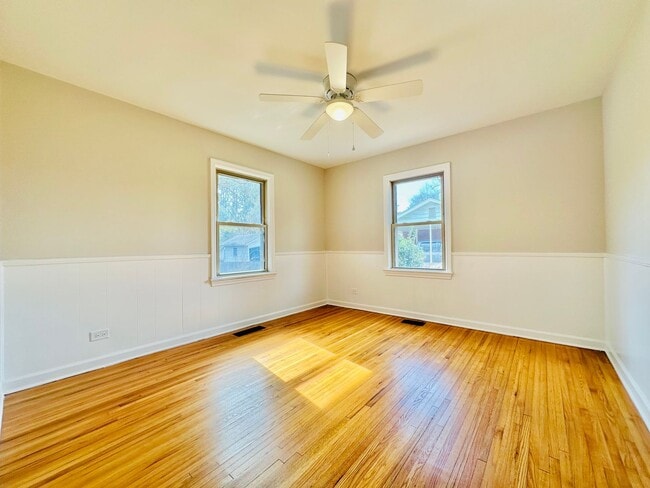 Building Photo - Updated Single-Level 3BD Home in Durham | Large Deck & Patio | Minutes to Duke & I-85