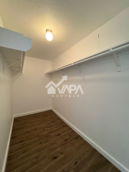 Building Photo - 5818 Apache Canyon